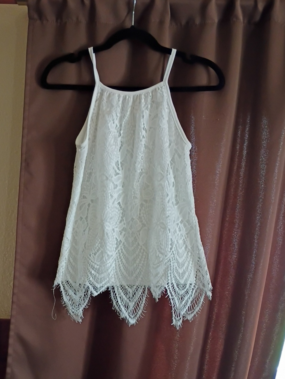 paper + tee White Lace Halter Tank Top